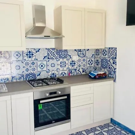 Zaffiro Λαμπεντούζα